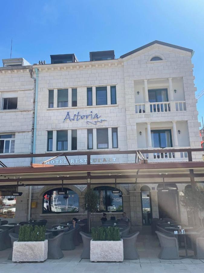 Hotel Astoria Τίβατ Εξωτερικό φωτογραφία